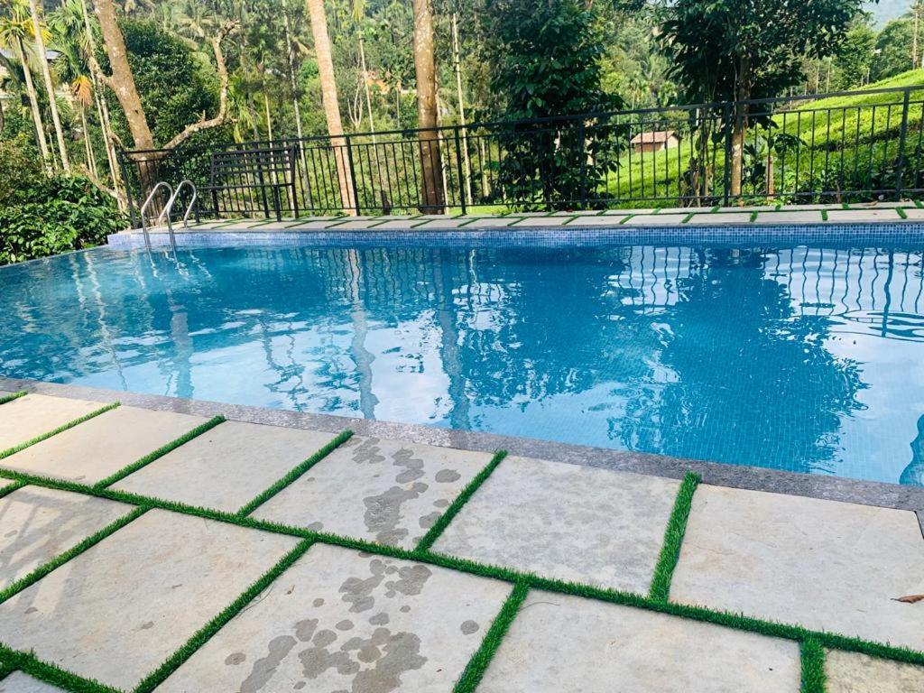 Letstay Vythiri Hill Palace Экстерьер фото