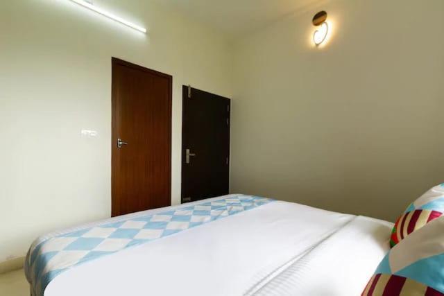 Letstay Vythiri Hill Palace Номер фото